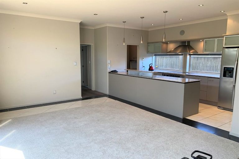 Photo of property in 198 Springfield Road, St Albans, Christchurch, 8014