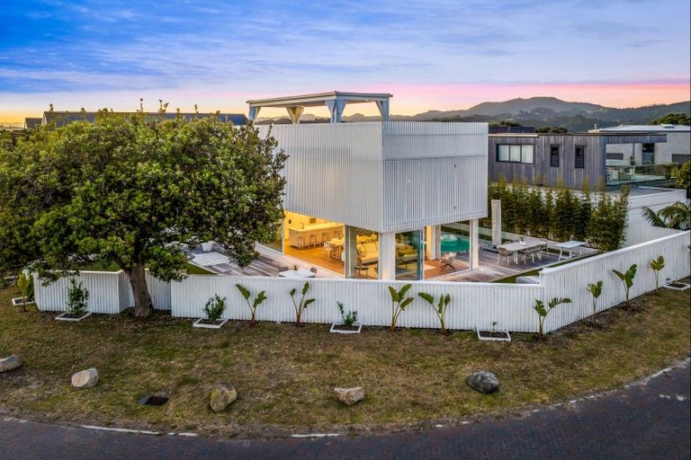 Photo of property in 16 Ida Way, Omaha, 0986