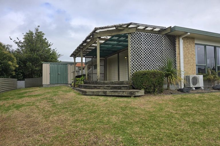 Photo of property in 9 Bayvista Close, Welcome Bay, Tauranga, 3112
