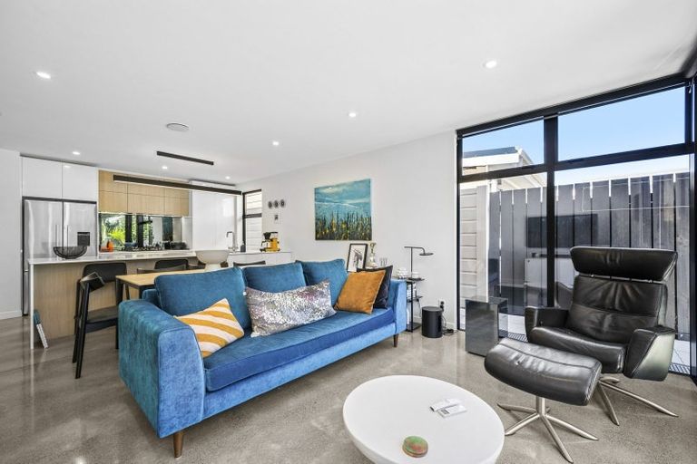 Photo of property in 19 Picton Avenue, Newtown, Wellington, 6021