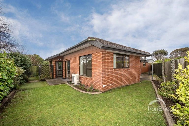 Photo of property in 3/66 Middlepark Road, Sockburn, Christchurch, 8042
