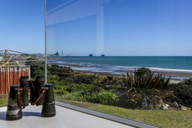 Photo of property in 2a Beach Street, Fitzroy, New Plymouth, 4312