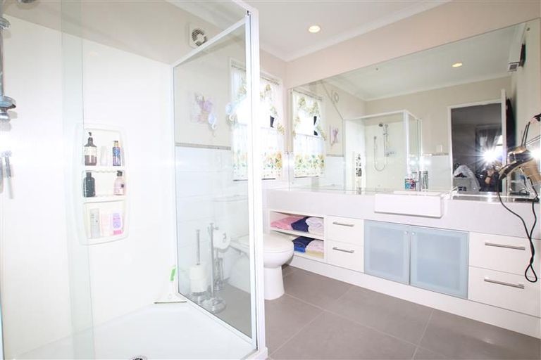 Photo of property in 19 Styak Street, Stonefields, Auckland, 1072