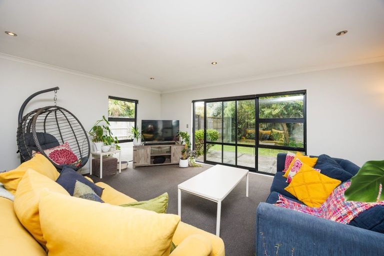 Photo of property in 12a Conway Place, Terrace End, Palmerston North, 4410