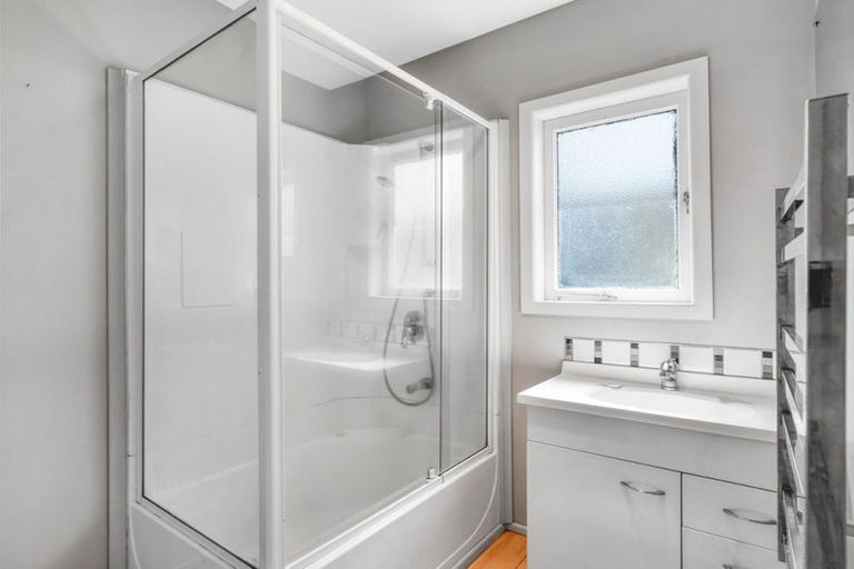 Photo of property in 1/47 Settlement Road, Papakura, 2110