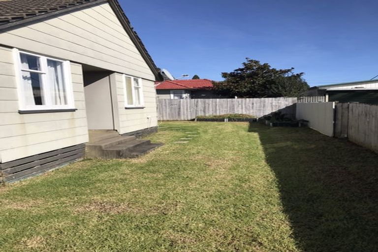 Photo of property in 72b Swaffield Road, Papatoetoe, Auckland, 2025