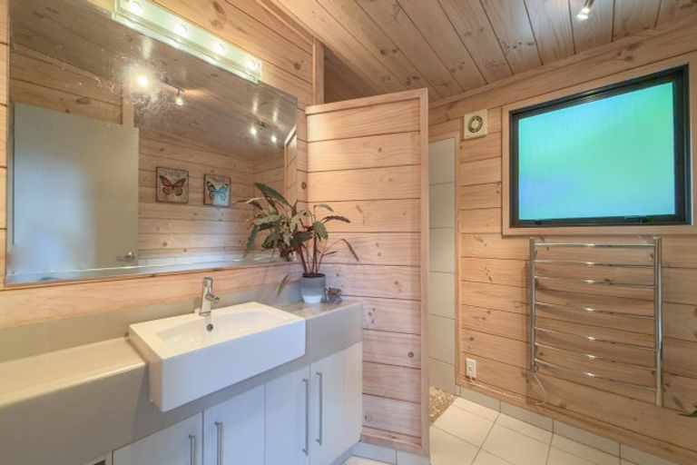 Photo of property in 101 Puketui Valley Road, Hikuai, 3579