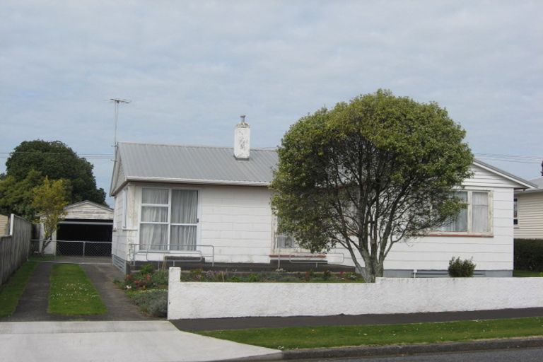 Photo of property in 4 Hawkins Street, Vogeltown, New Plymouth, 4310