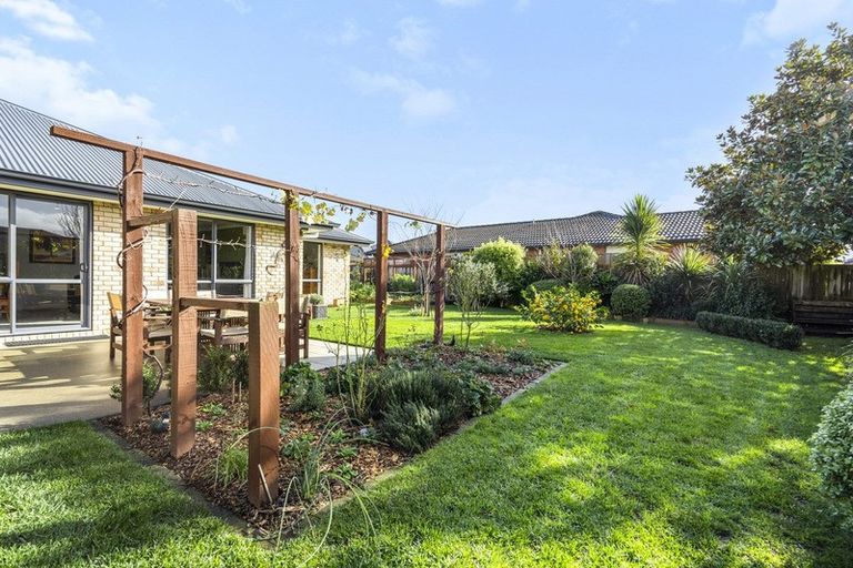 Photo of property in 20 Jasmine Place, Cambridge, 3434