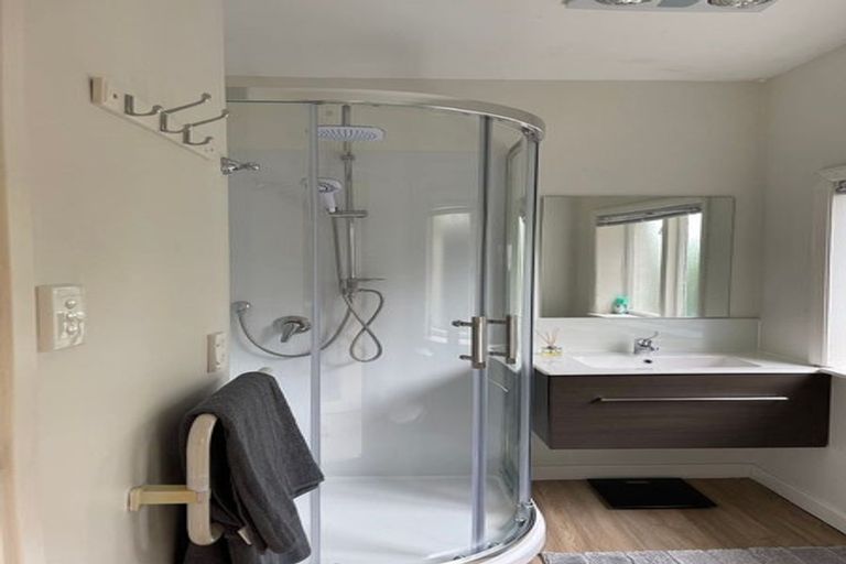 Photo of property in 126 Grafton Road, Roseneath, Wellington, 6011