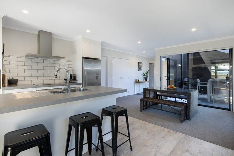 Photo of property in 46 Empire Crescent, Papamoa, 3118