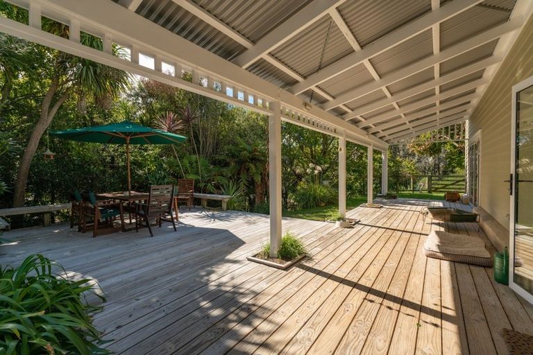 Photo of property in 8 Ramsay Drive, Acacia Bay, Taupo, 3385