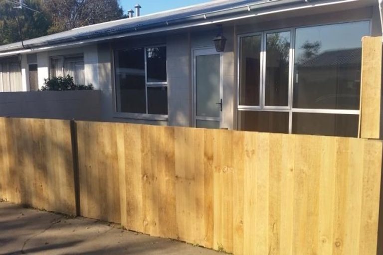 Photo of property in 3/53 Grenville Street, Waltham, Christchurch, 8011