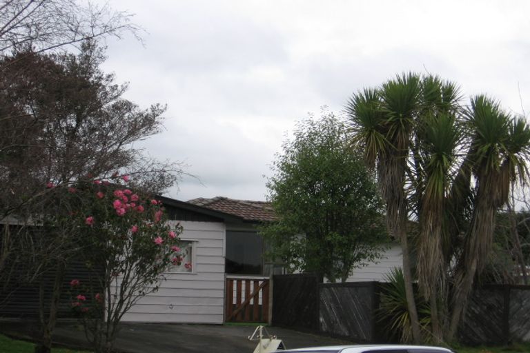 Photo of property in 17 Capri Place, Awapuni, Palmerston North, 4412