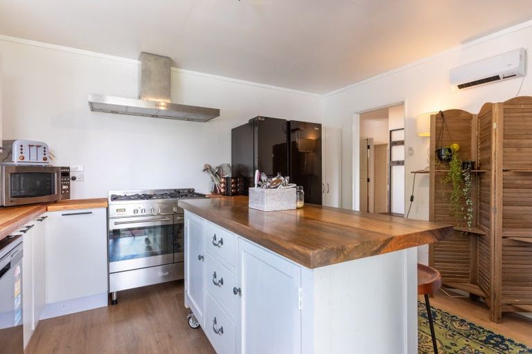 Photo of property in 15 Runciman Place, Dannevirke, 4930