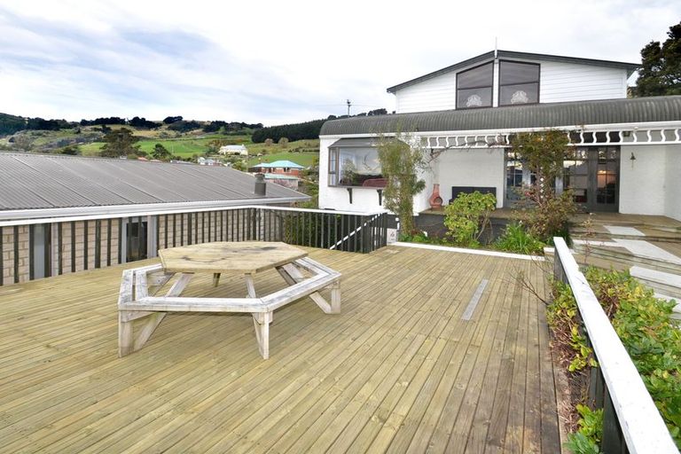 Photo of property in 41 Marine Parade, Macandrew Bay, Dunedin, 9014