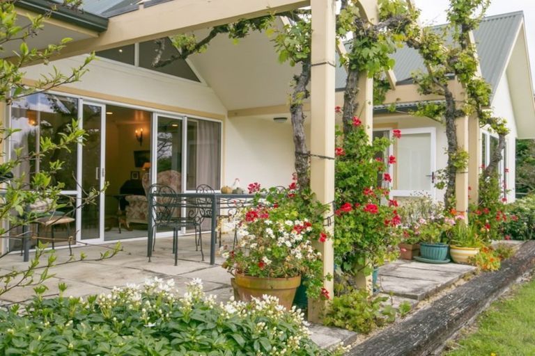 Photo of property in 189 Masterton Stronvar Road, Te Ore Ore, Masterton, 5886