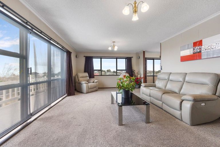 Photo of property in 73b South Road, Blagdon, New Plymouth, 4310