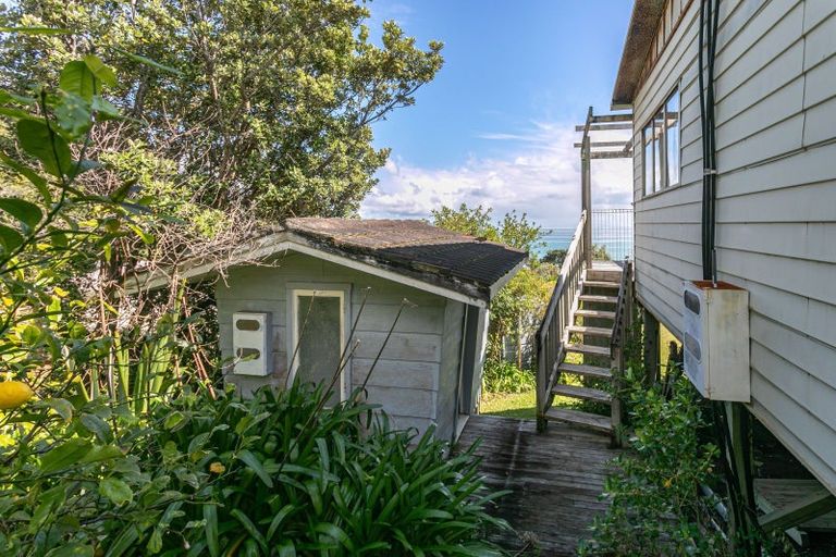 Photo of property in 6 Seavill Park Road, Kuaotunu West, Whitianga, 3592