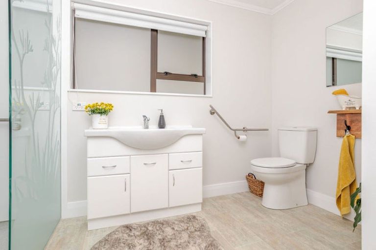 Photo of property in 1 Dawson Street, Dannevirke, 4930