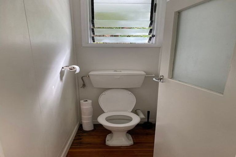 Photo of property in 133b Glenmore Street, Kelburn, Wellington, 6012