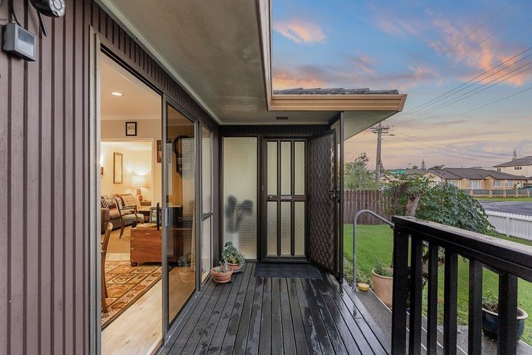 Photo of property in 19b Pine Road, Orewa, 0931