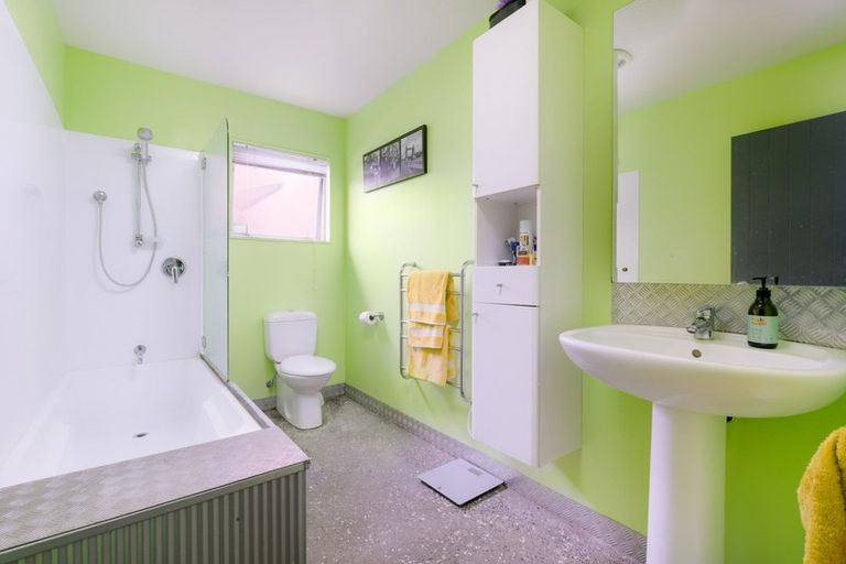 Photo of property in 6 Pointon Glade, Grandview Heights, Hamilton, 3200