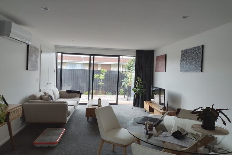 Photo of property in 52c Picton Avenue, Riccarton, Christchurch, 8011