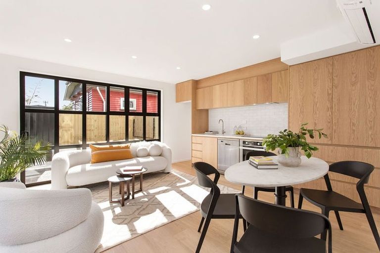 Photo of property in 3/13 Moa Place, Christchurch Central, Christchurch, 8013