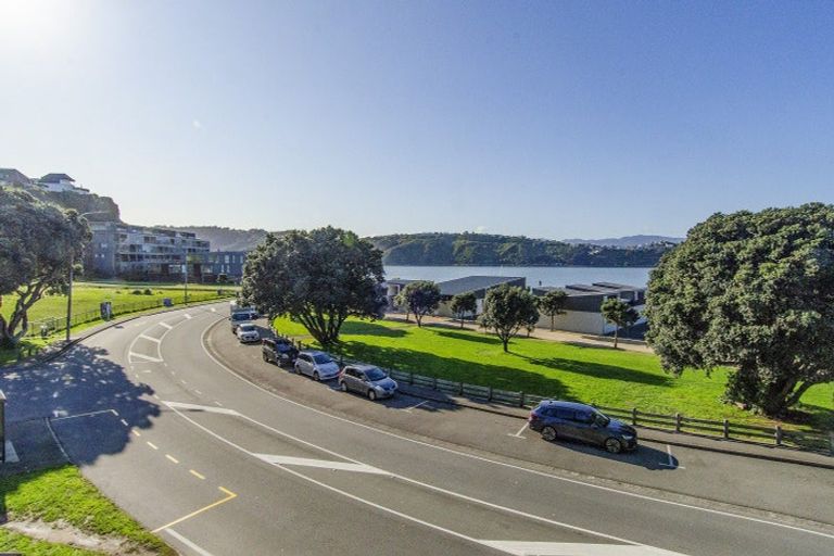 Photo of property in 384 Evans Bay Parade, Hataitai, Wellington, 6021