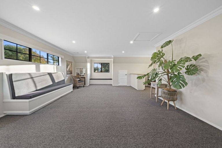 Photo of property in 11 Revell Court, Pukekohe, 2120