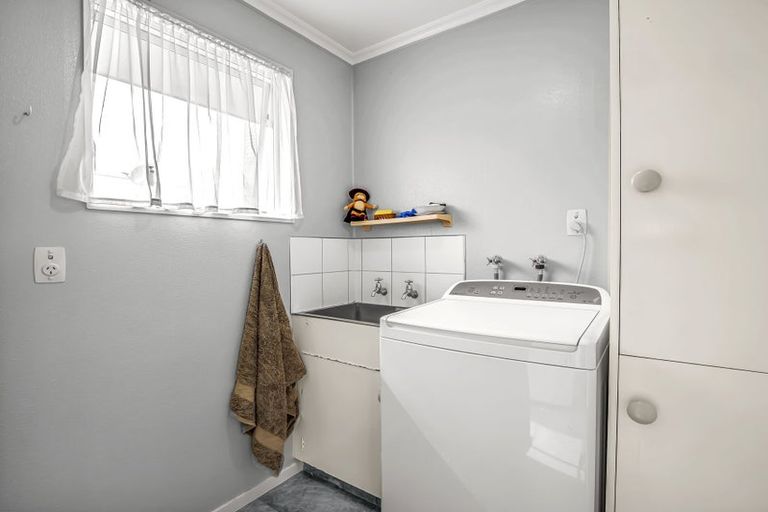 Photo of property in 14 Ferndale Place, Feilding, 4702