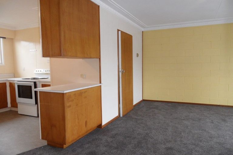 Photo of property in 10 Railway Esplanade, East Gore, Gore, 9710