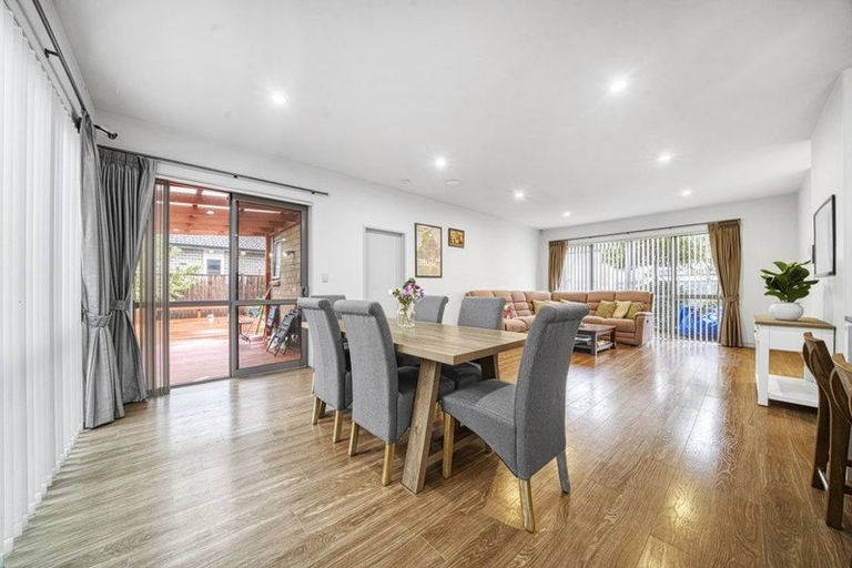 Photo of property in 8 Moville Drive, Flat Bush, Auckland, 2019