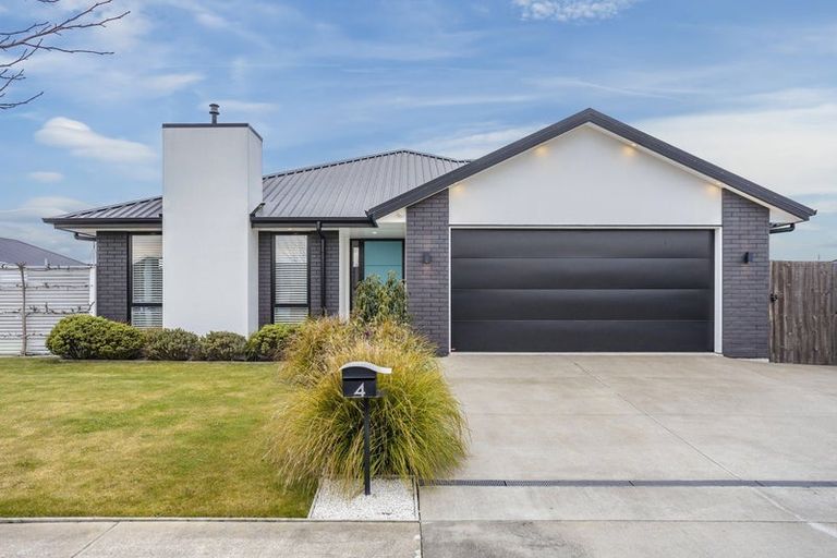 Photo of property in 4 Katipo Way, Pegasus, 7612