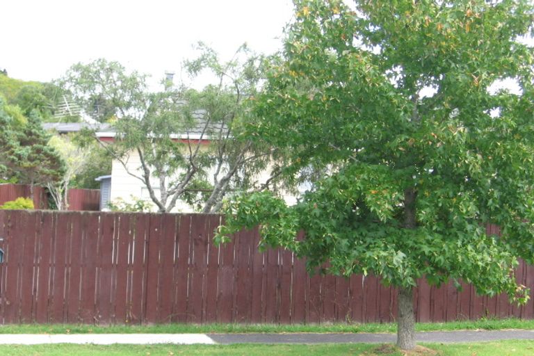 Photo of property in 2/36 Lyons Avenue, Murrays Bay, Auckland, 0630