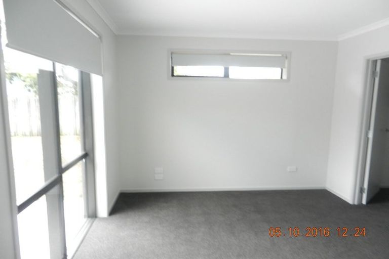 Photo of property in 3 Miami Place, One Tree Point, 0118