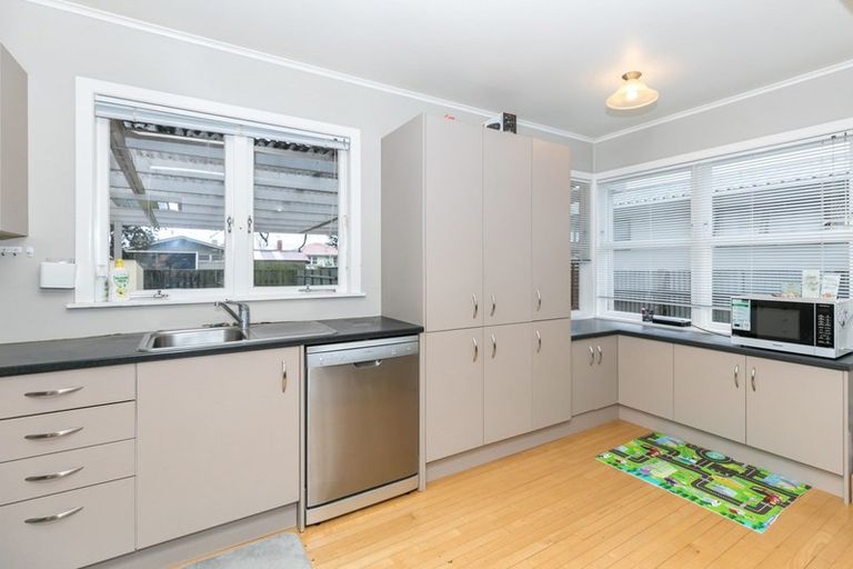 Photo of property in 175 Sandwich Road, St Andrews, Hamilton, 3200