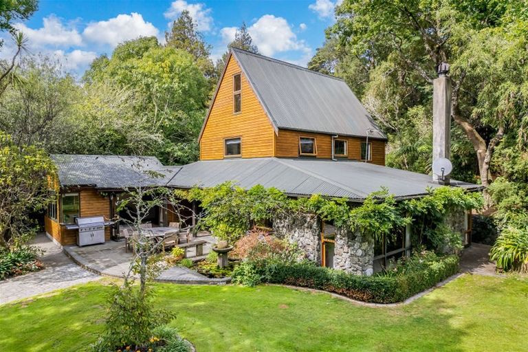 Photo of property in 30c Chatsworth Road, Silverstream, Upper Hutt, 5019