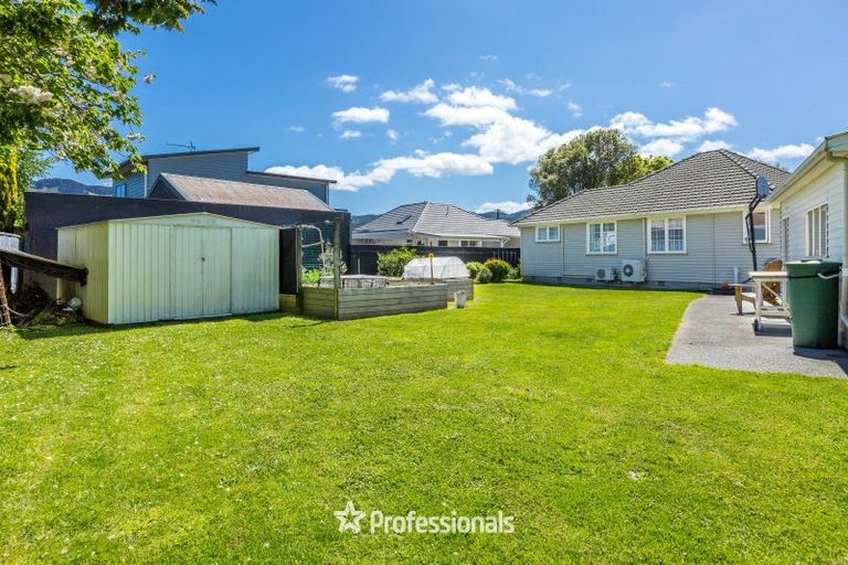 Photo of property in 53 Thackeray Street, Trentham, Upper Hutt, 5018
