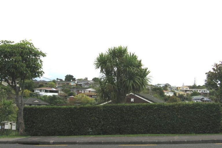 Photo of property in 2/124 Deep Creek Road, Torbay, Auckland, 0630