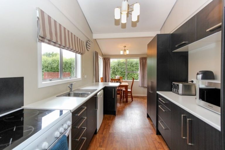 Photo of property in 14 Konini Street, Inglewood, 4330