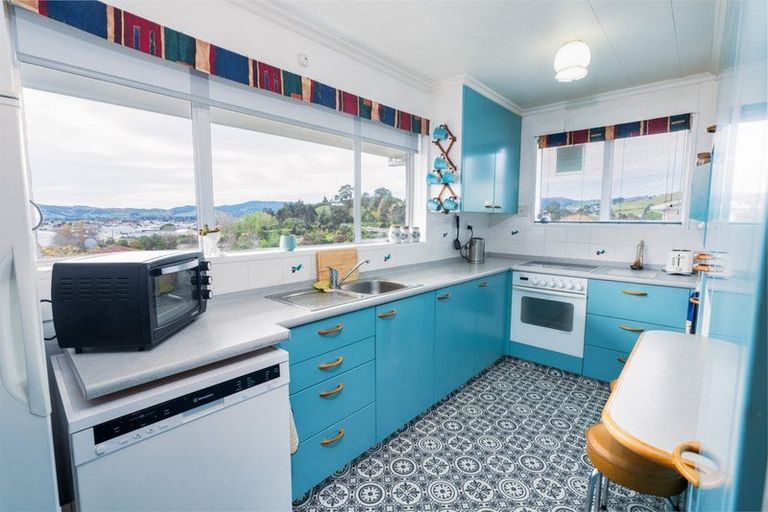 Photo of property in 11 Gebbie Street, Kinmont Park, Mosgiel, 9024