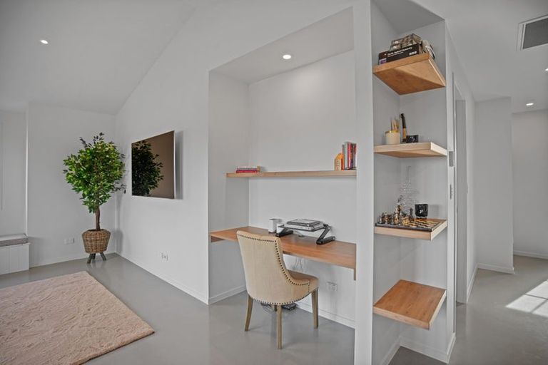 Photo of property in 10 Saint Thomas Avenue, Pyes Pa, Tauranga, 3112