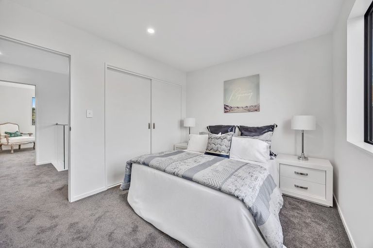 Photo of property in 49b Vera Road, Te Atatu South, Auckland, 0610