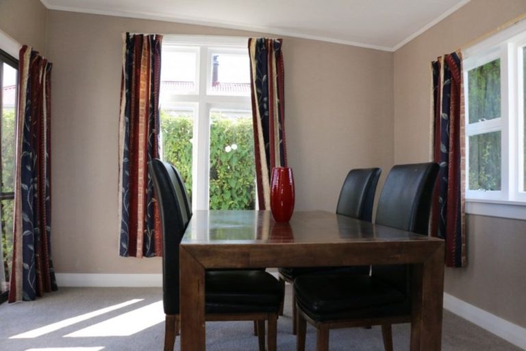 Photo of property in 15 Herbert Street, Waimate, 7924