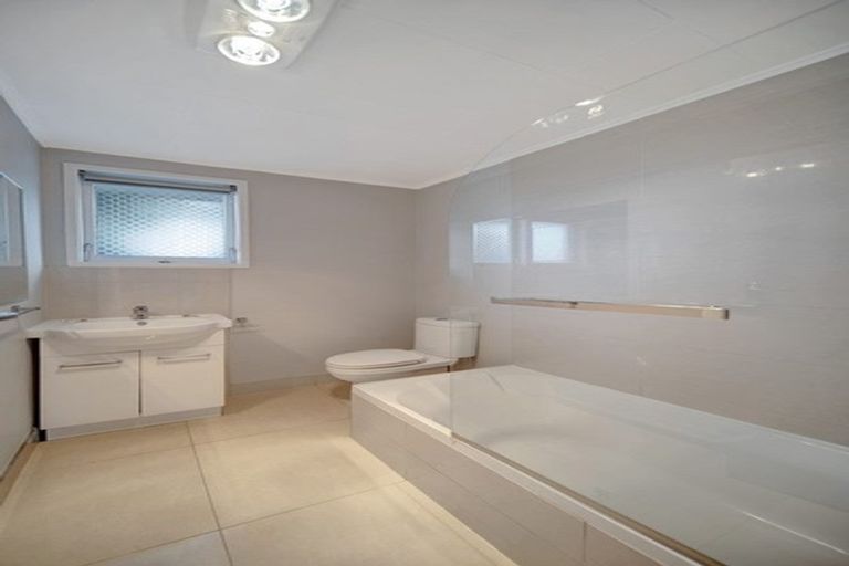 Photo of property in 4 Walden Place, Mangere East, Auckland, 2024