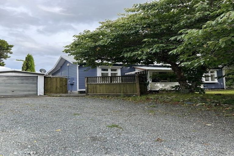 Photo of property in 188 Main Road South, Raumati South, Paraparaumu, 5032