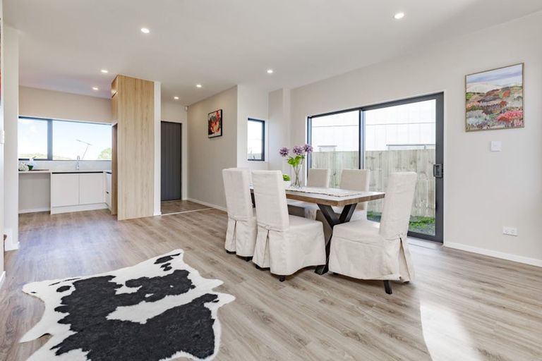Photo of property in 10a Kotahitanga Street, Papakura, 2110