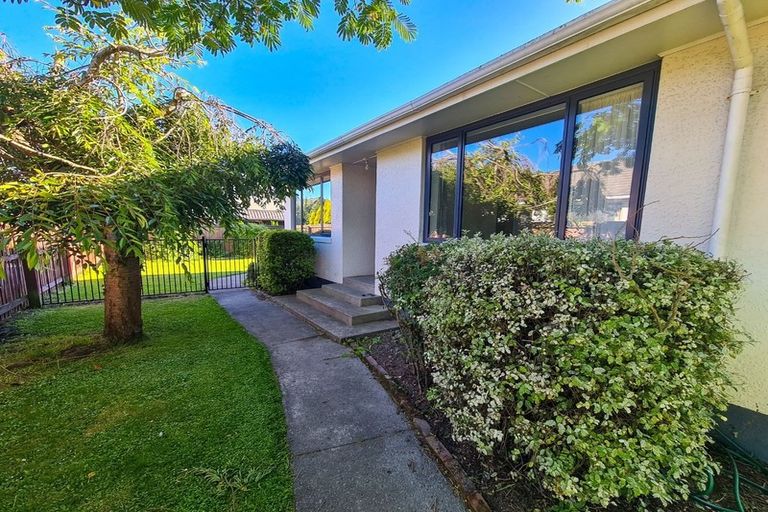 Photo of property in 88 Maidstone Road, Ilam, Christchurch, 8041